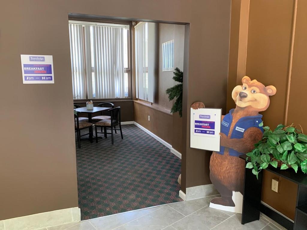 Travelodge By Wyndham Lake George Ny Bagian luar foto