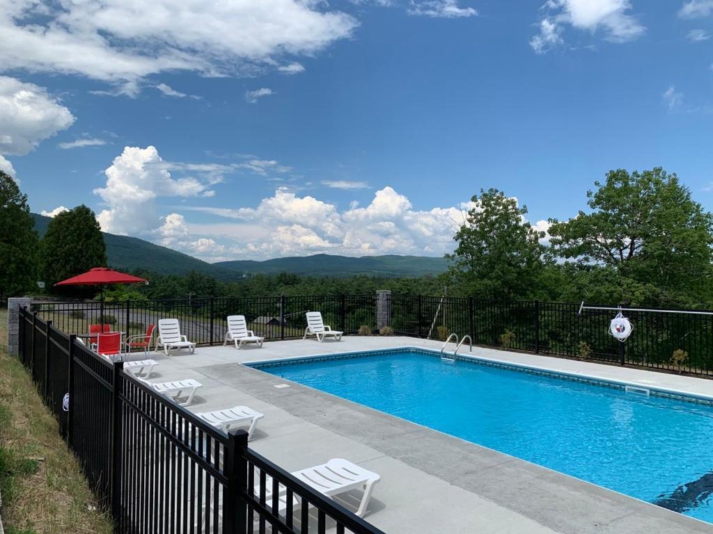 Travelodge By Wyndham Lake George Ny Bagian luar foto