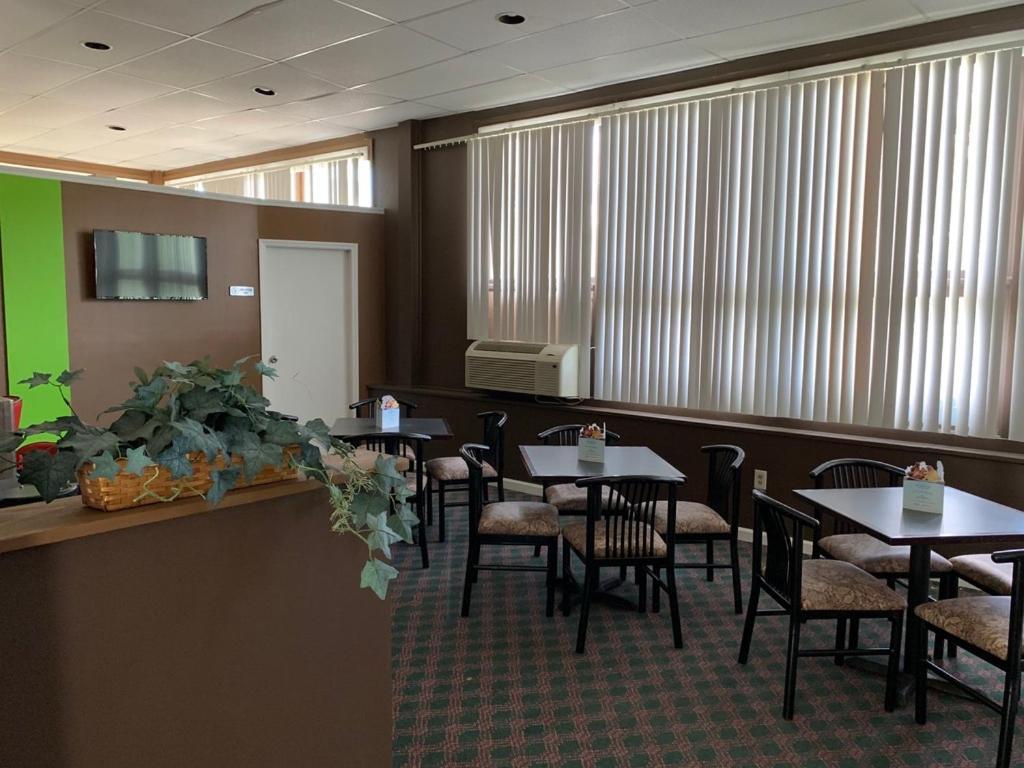 Travelodge By Wyndham Lake George Ny Bagian luar foto